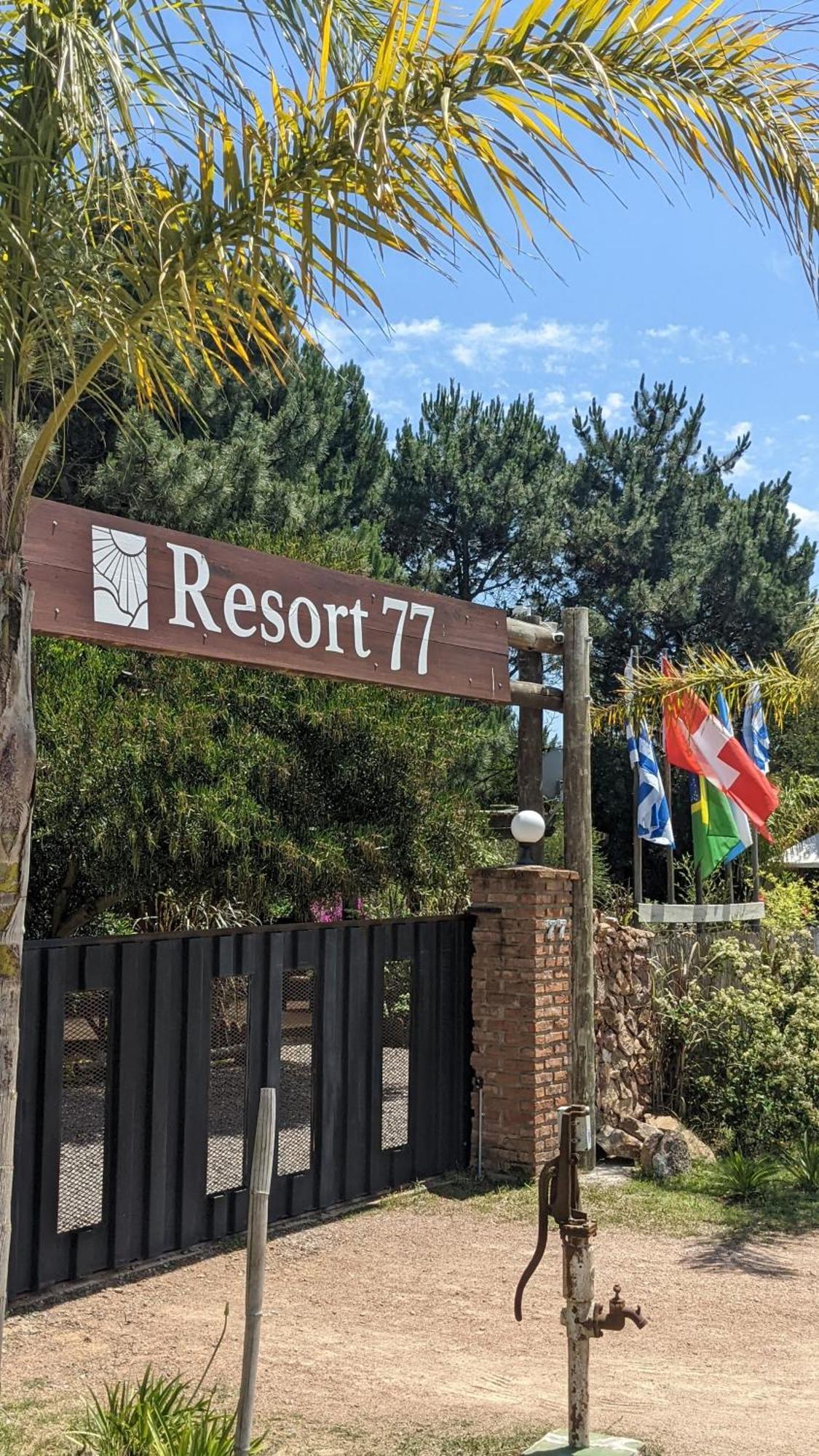 Resort 77 Piriápolis Zewnętrze zdjęcie